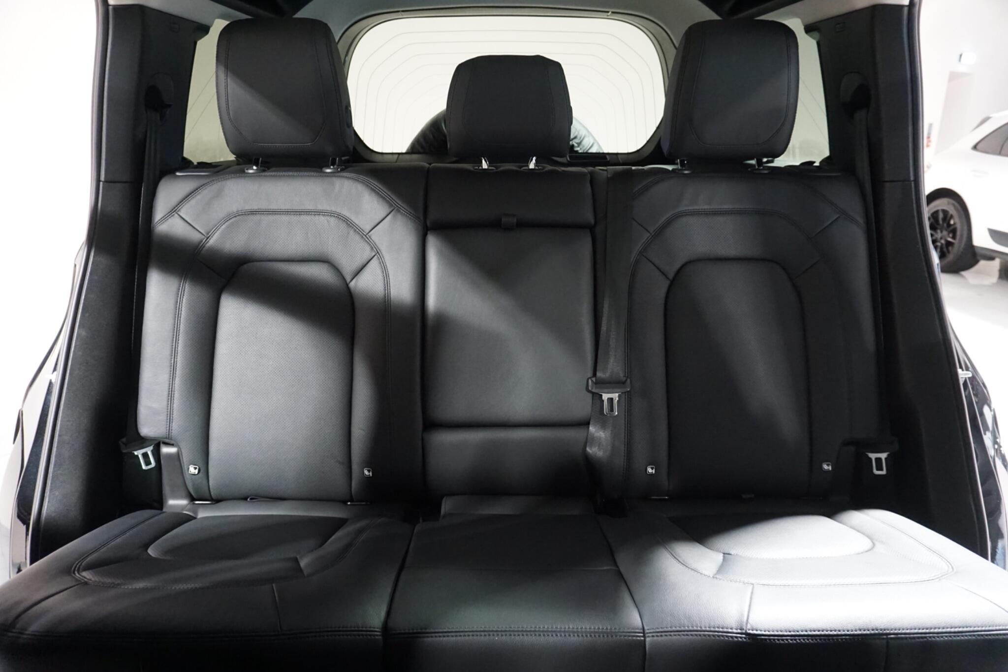 Land Rover Defender 110 2.0 P400e 15.4kWh XS Edition SUV 5dr Petrol Plug-in Hybrid Auto 4WD Euro 6 (s/s) (404 ps)